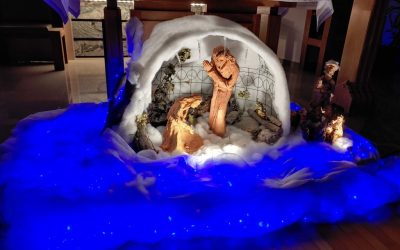 Slovo od Jožice, blagoslov jaslic, toast party, božično-novoletno voščilo …
